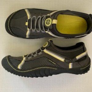 J-41 Athleisure Shoes - Women's - Size 8.5 M - Grey